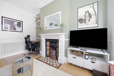 2 bedroom flat for sale - Handforth Road, Oval, London, SW9