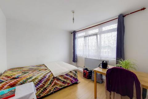 3 bedroom maisonette for sale, Stockwell Park Road, Stockwell, London, SW9