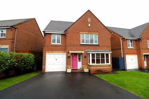 4 bedroom detached house for sale, Crabtree Road, Walsall