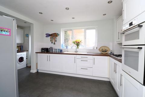 16 Crabtree Road, Walsall, WS1 2RY