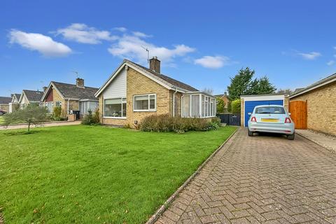 2 bedroom detached bungalow for sale, Scalby Beck Road, Scarborough YO13