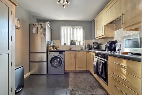 2 bedroom apartment for sale, Old College Drive, Wednesbury