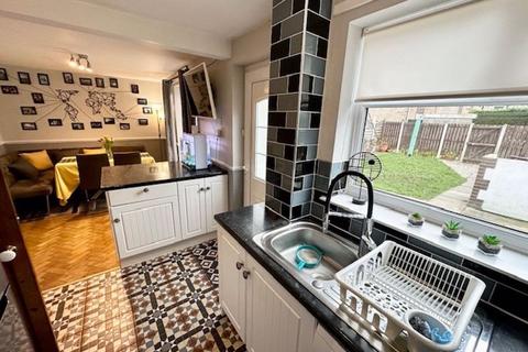 3 bedroom semi-detached house for sale, Brickfield Grove, Halifax