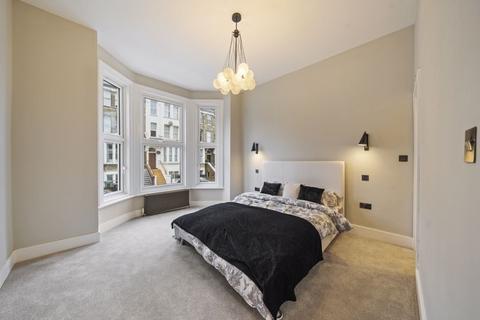 3 bedroom apartment for sale - Maygrove Road, West Hampstead, London NW6