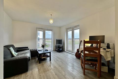 8 Arnold Way, Grove, Wantage, OX12 0GT