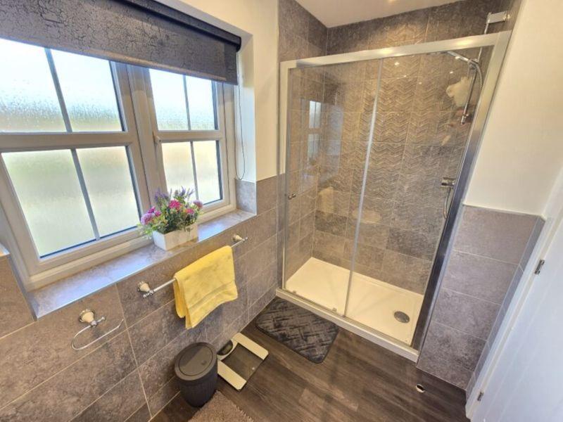 En-Suite Additional
