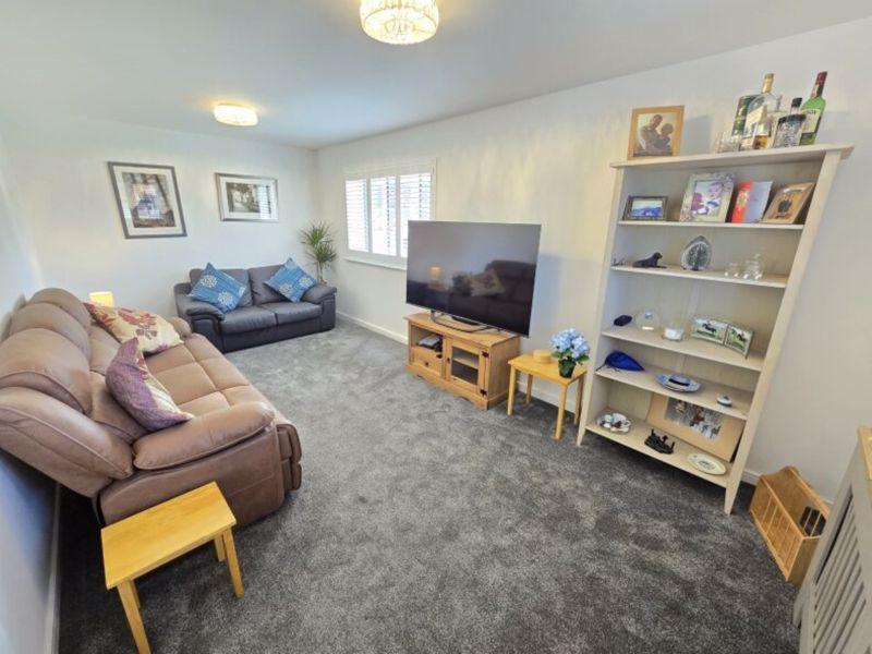 Lounge Additional