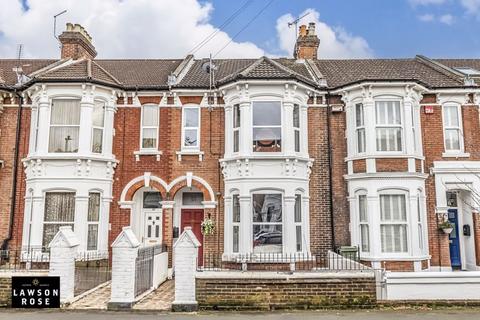 4 bedroom terraced house for sale, St. Davids Road, Southsea