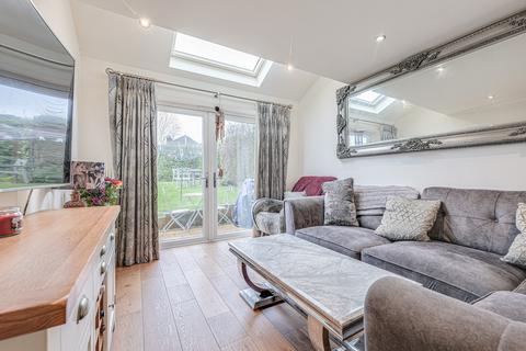5 Canute Close, Runwell, Wickford, SS11 7FG