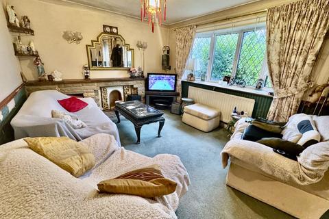 3 bedroom cottage for sale, Kiln Lane, Wooburn Green HP10