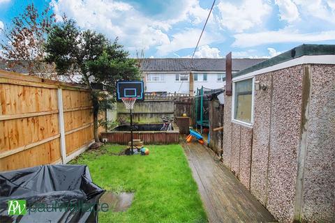 3 bedroom terraced house for sale, Auckland Close, Enfield