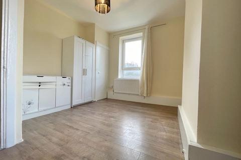 3 bedroom apartment to rent, Rotherhithe New Road, SE16