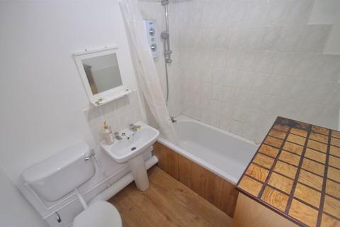 30 Chartwell Close, Greenford, UB6 8LP