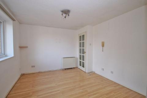 30 Chartwell Close, Greenford, UB6 8LP