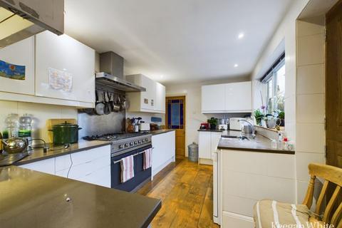 3 bedroom semi-detached house for sale, Amersham Road, High Wycombe