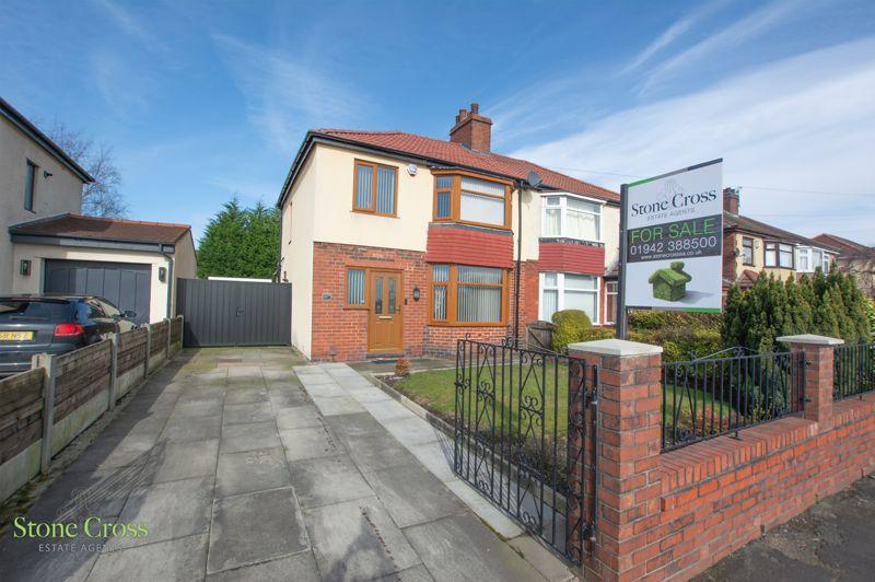 East Lancashire Road, Astley M29 7HU 3 bed semidetached house for sale