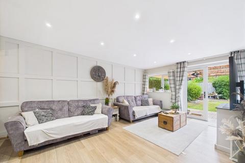 4 bedroom semi-detached house for sale, Grove Crescent, Bridgnorth WV15