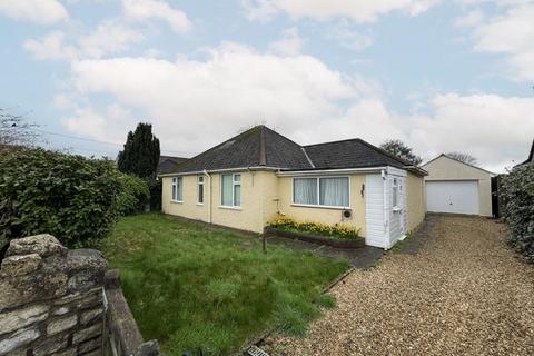 3 bedroom detached bungalow for sale, Hillway, Charlton Mackrell