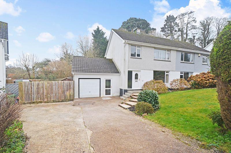 Bosvean Gardens, Truro TR1 3 bed semidetached house for sale £400,000