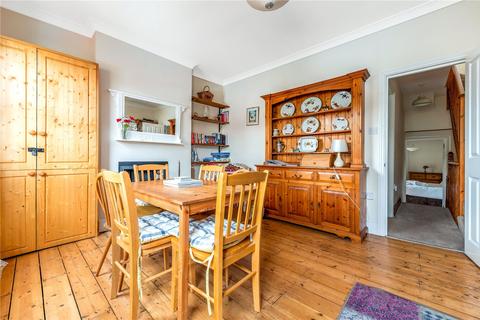 44 Ravensbourne Road, London, SE6 4UX