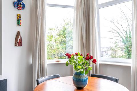 57d Ravensbourne Park Crescent, London, SE6 4YG