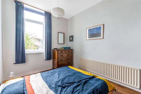 57d Ravensbourne Park Crescent, London, SE6 4YG
