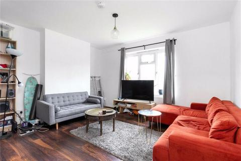 2 bedroom apartment for sale, Kent Street, London