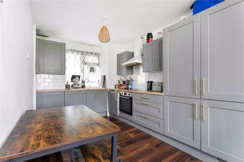 2 bedroom apartment for sale, Kent Street, London