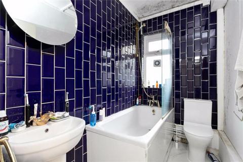 Flat 27, Kent Court Kent Street, London, E2 8NU