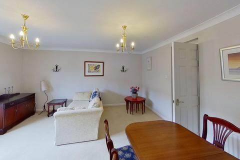 3 bedroom flat to rent, Russell Gardens, Edinburgh, EH12