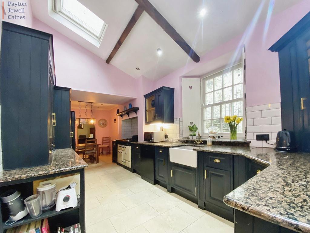 West Road, Bridgend, Bridgend County. CF31 4HD 6 bed cottage for sale