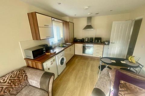 2 bedroom flat for sale, Oakwell Vale, Barnsley, S71 1DU