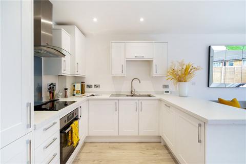 3 bedroom end of terrace house for sale, Verdant Mews, London