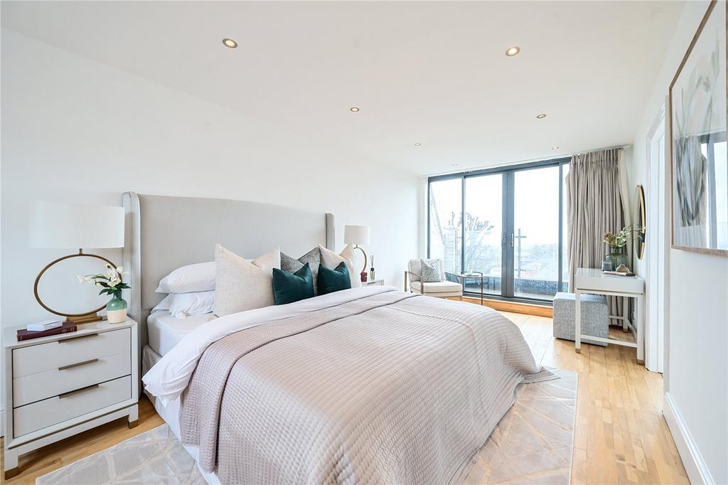 Main Bedroom