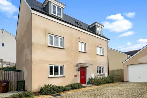 4 bedroom detached house for sale - Mead Gardens, Bodmin, Cornwall, PL31