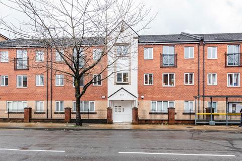 2 bedroom apartment for sale, Stretford Road, Hulme, Manchester, M15