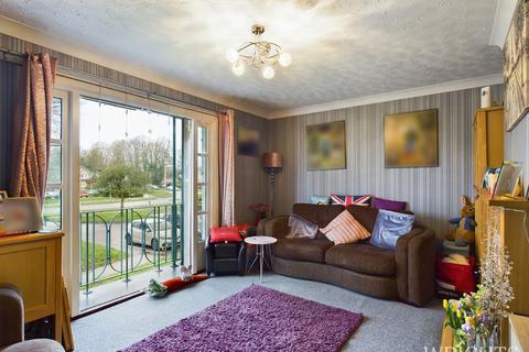 2 bedroom duplex for sale, Knightsfield, Welwyn Garden City AL8