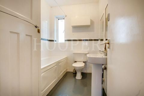 2 bedroom apartment to rent, Neasden Lane North, London, NW10