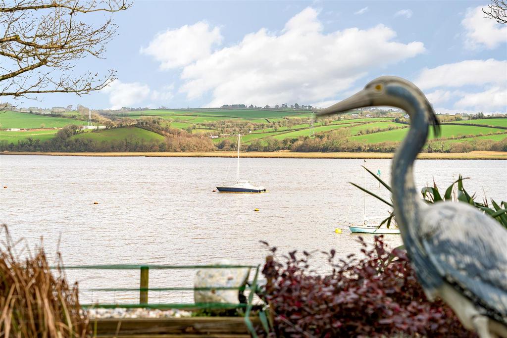 Hodders Way, Cargreen, Saltash 4 bed detached house for sale £700,000