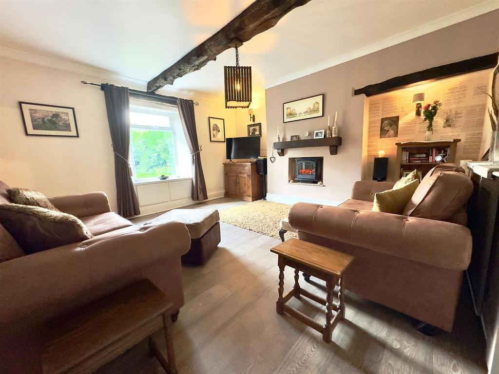 Sitting room 1.jpeg