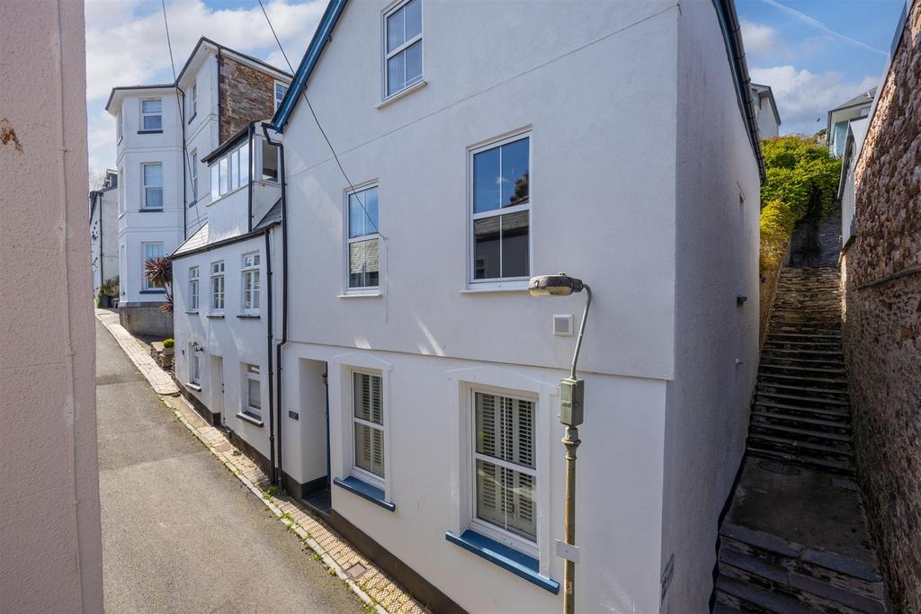 Clarence Hill, Dartmouth 3 bed semidetached house for sale £599,995
