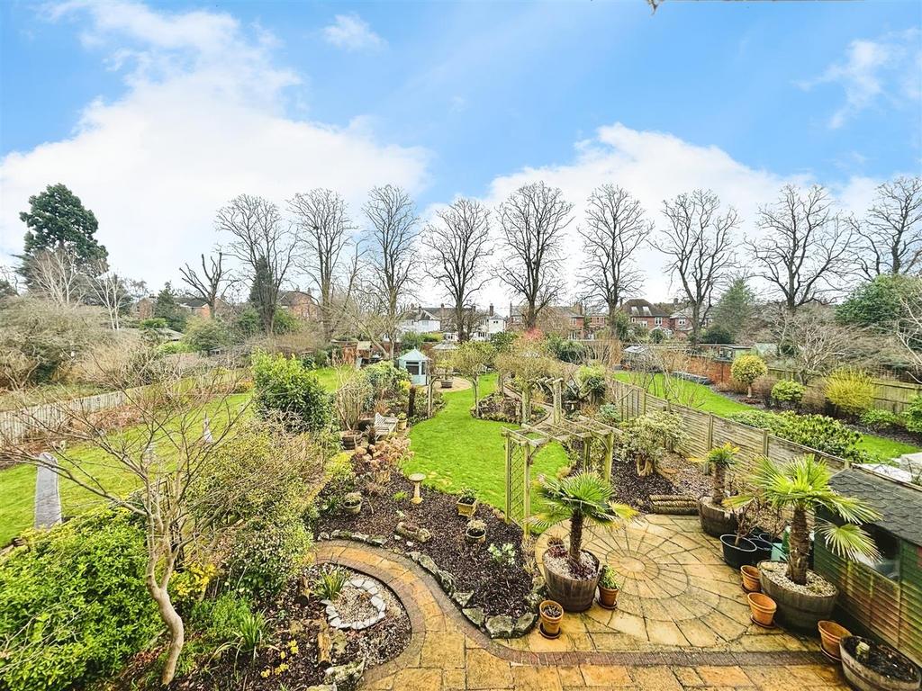 Garden (1).jpg
