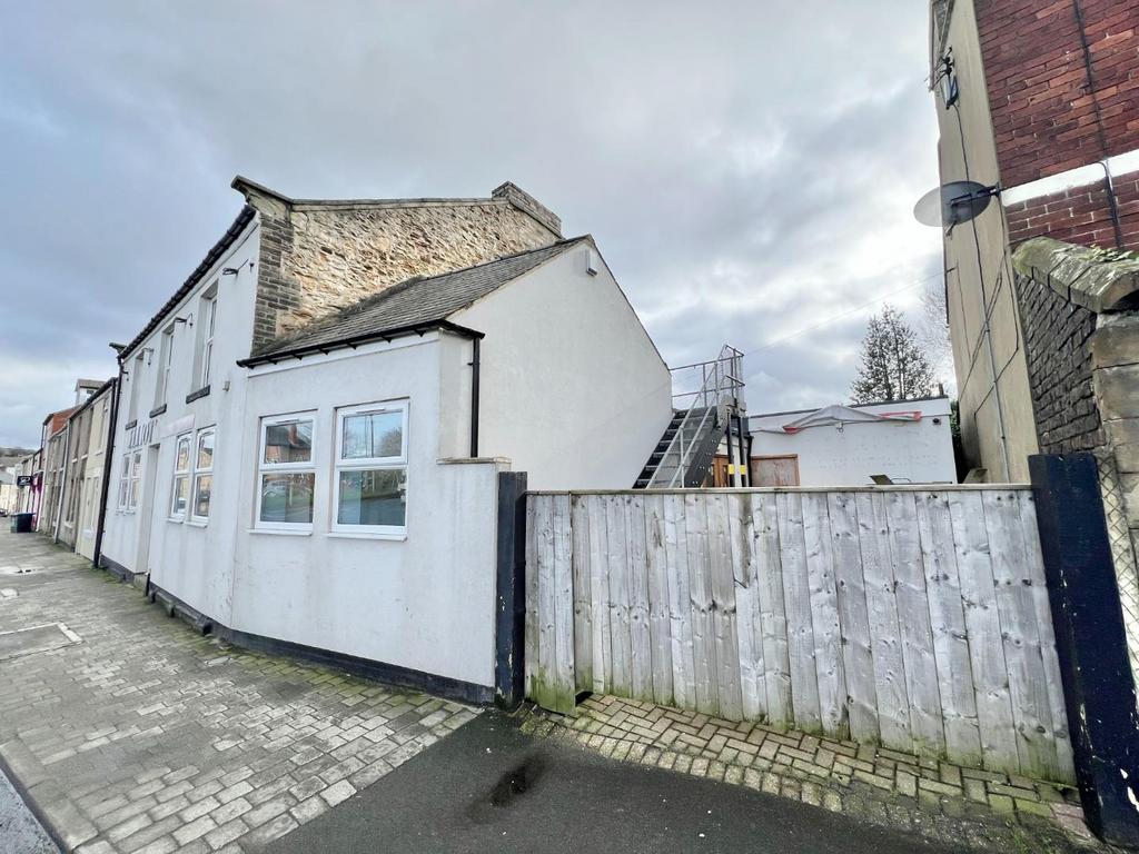 First floor flat