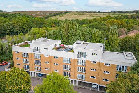 2 bedroom apartment for sale, Riverscroft Mansions, Ware SG12