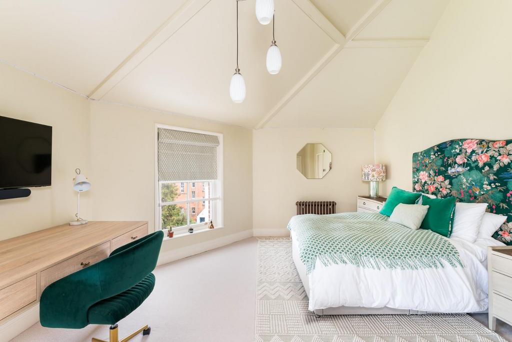 Bedroom 3 alt