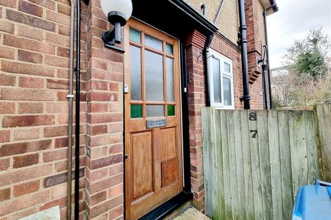 8 West Close, Cockfosters, Barnet, EN4 0AT