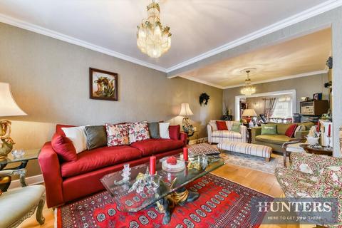 5 bedroom house for sale, Oxford Avenue, Hounslow