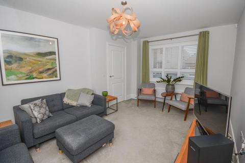 10 Alexander Road, Frenchay, Bristol, BS16 1UZ