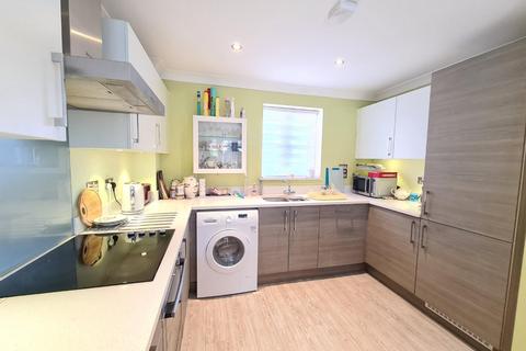 5 Lakin Close, Carshalton, SM5 3DU