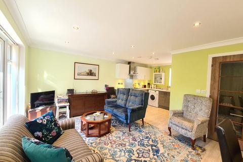 5 Lakin Close, Carshalton, SM5 3DU